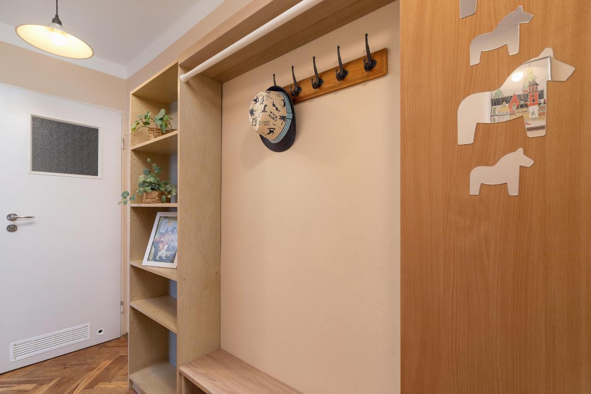 Eagle Pharmacy By Renters Apartment Krakau
