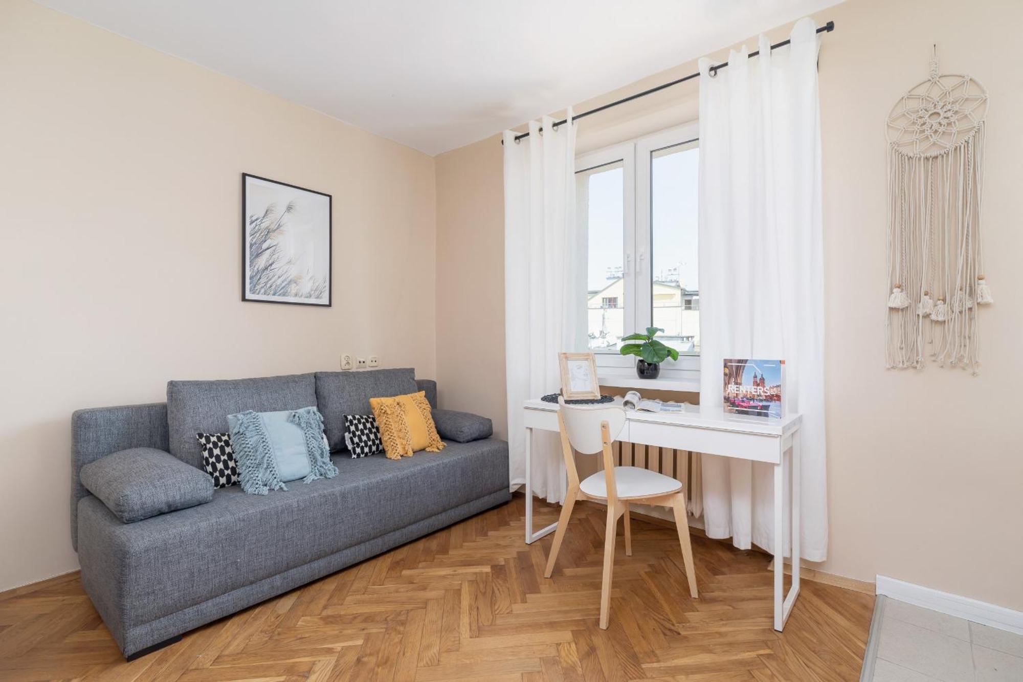 Eagle Pharmacy By Renters